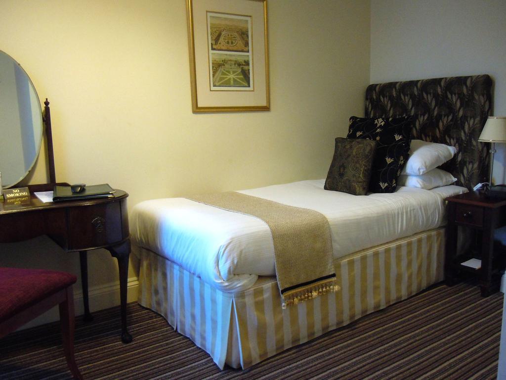 Stuart House Hotel คิงส์ลินน์ ภายนอก รูปภาพ